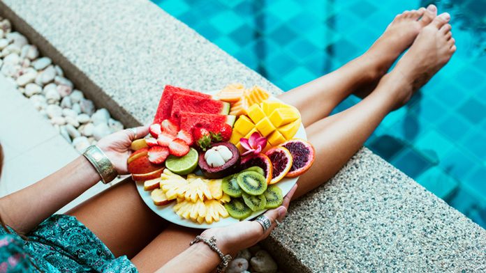 gambe Circolazione nelle gambe: migliora con più frutta e verdura