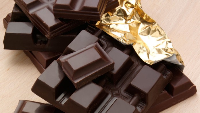 cioccolato fondente potenzialmente protettivo contro i tumori