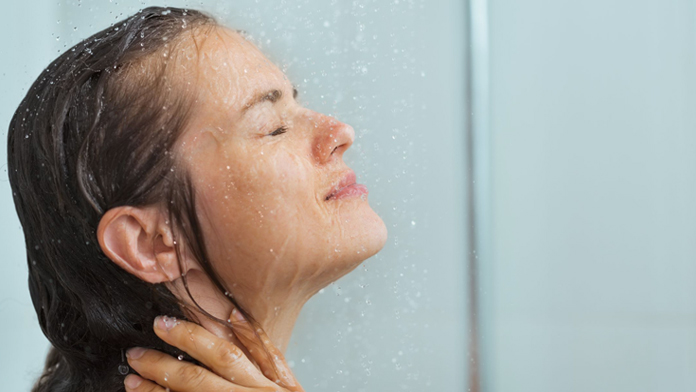 Fa male lavarsi i capelli tutti i giorni?