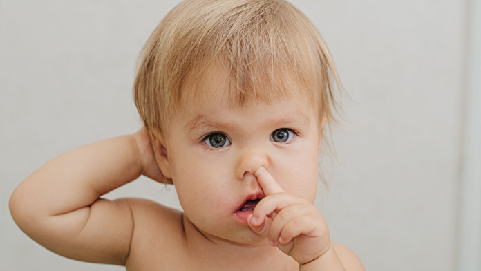 Mangiare le caccole del naso fa bene alla salute?