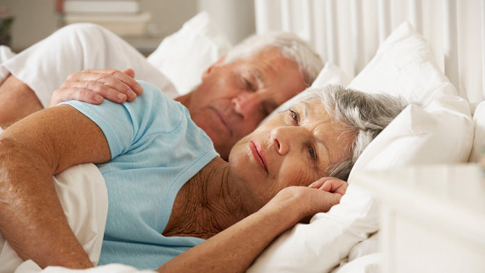 insonnia L'insonnia dei nonni è colpa dell'evoluzione