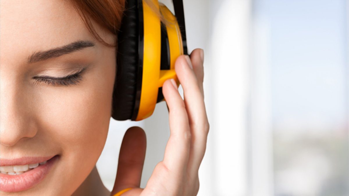 Prevenire il mal di testa è facile come indossare un paio di cuffie | OK  Salute