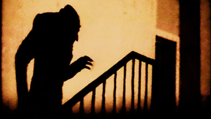 Nosferatu-Shadow I vampiri esistono davvero? Ecco cosa dice la scienza