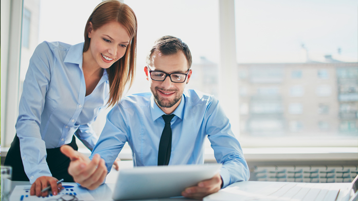 Donne che lavorano molto