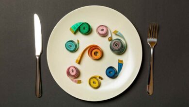 un piatto con all'interno diverse centimetri da sarta