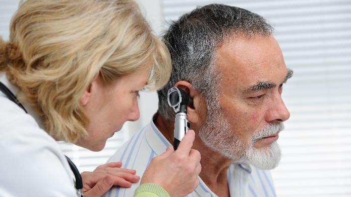 legame tra calo dell'udito e demenza