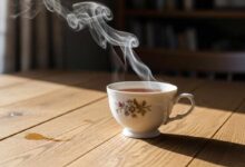 una tazza di tè bollente