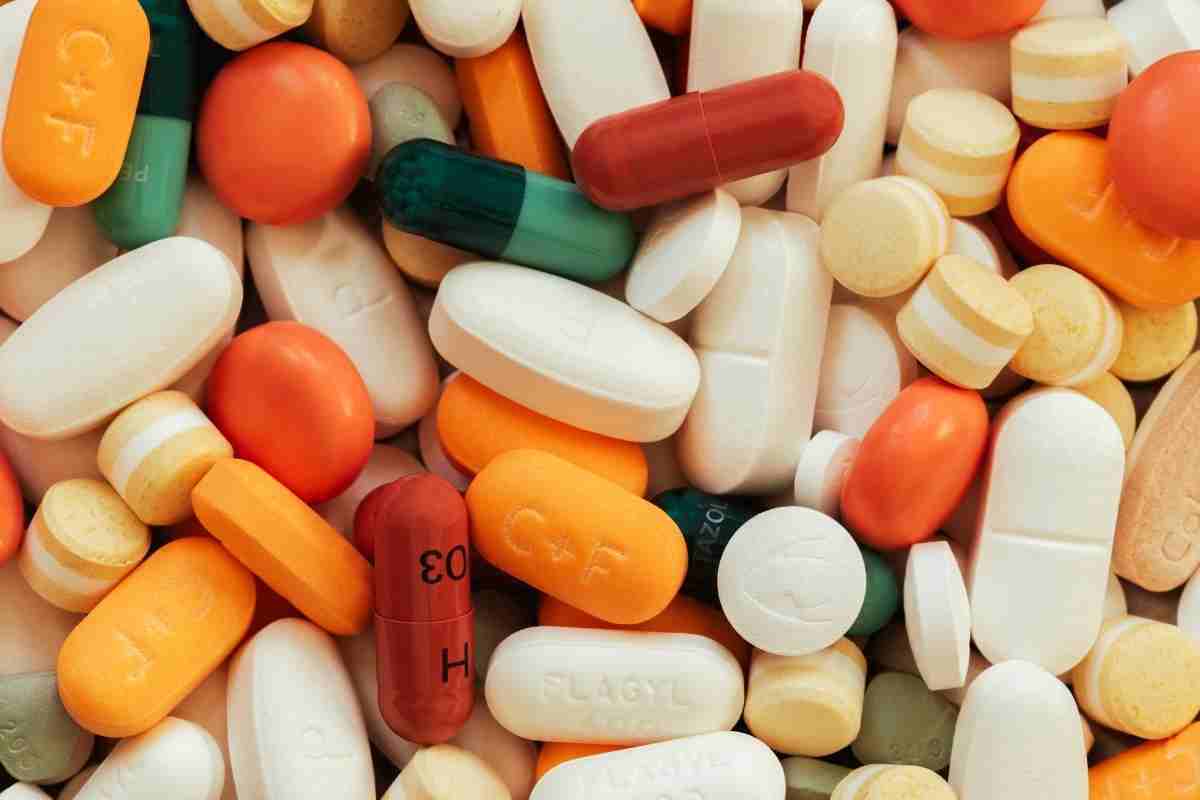 foto di farmaci mischiati