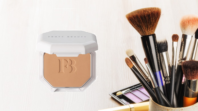 Pro Filt’r Soft Matte Powder Foundation di Fenty Beauty (34 €, sito ufficiale) 