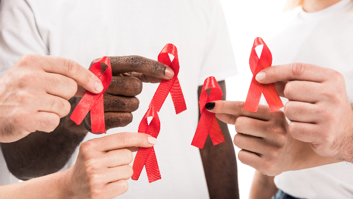 iniezione per controllare l'HIV