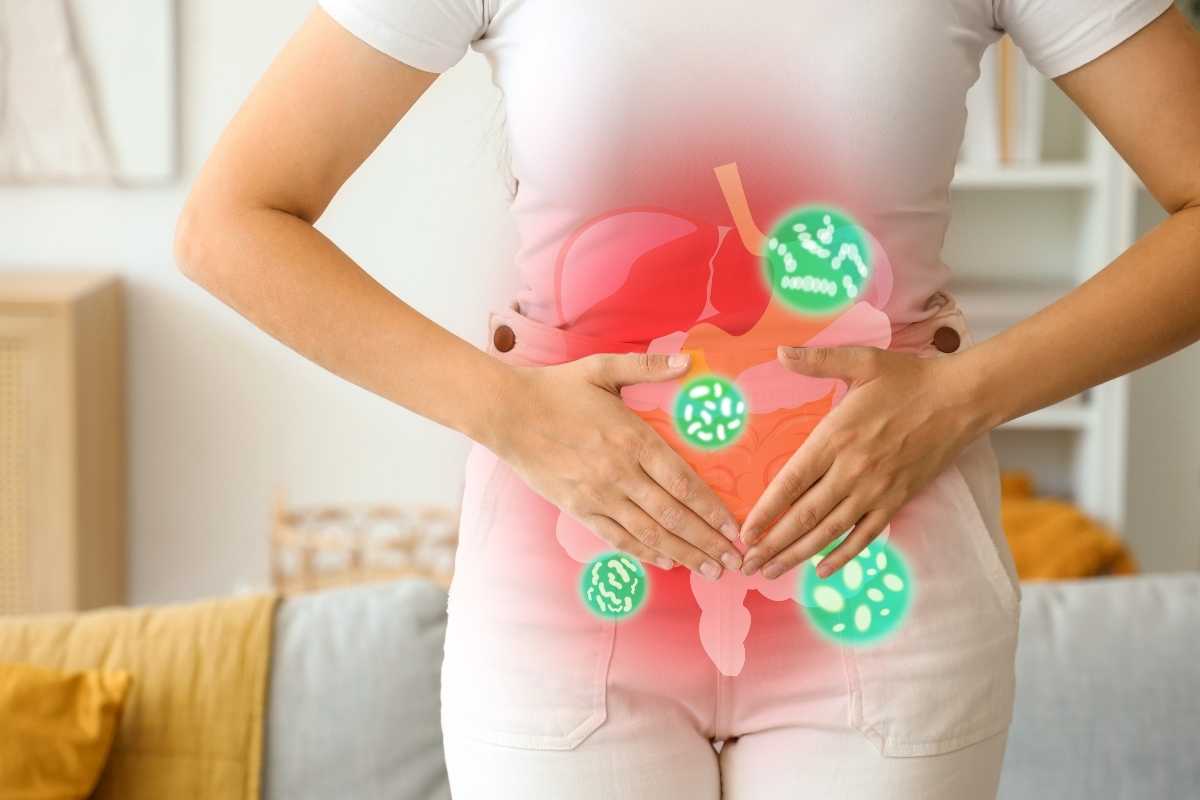 foto con disegno che indica tutti gli organi che possono dare peritonite
