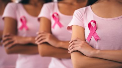 donne che appoggiano la prevenzione contro il cancro al seno