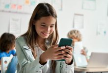 No al cellulare prima dei 13 anni