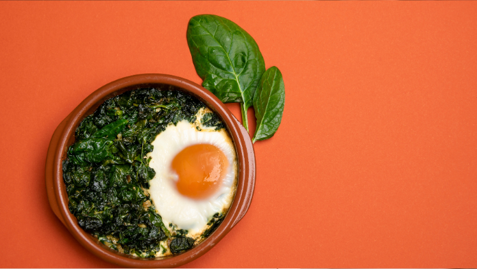 Zuppa di spinaci con l’uovo