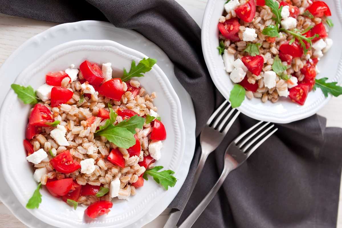 farro con feta e pomodorini