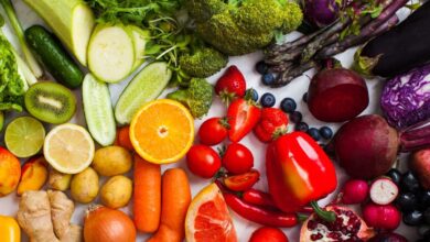 cibi colorati con vitamine preziose in estate