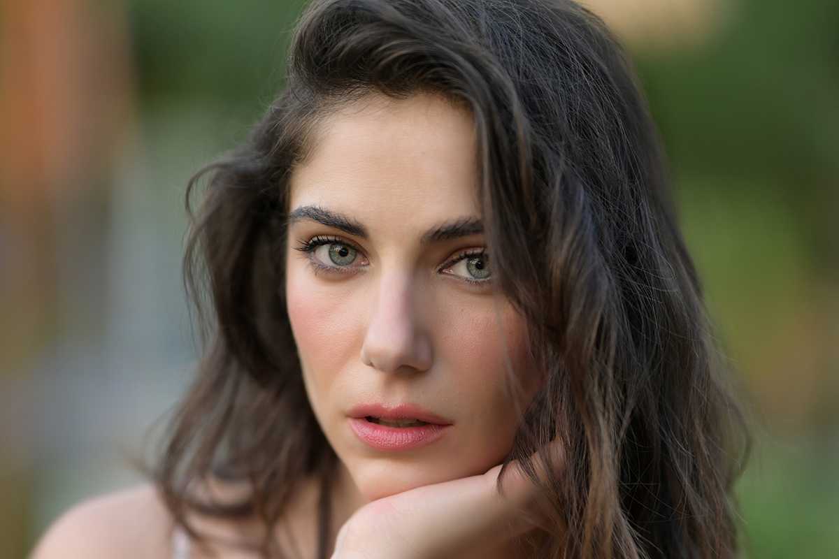 maria vera ratti posa per il fotografo piergiorgio pirrone