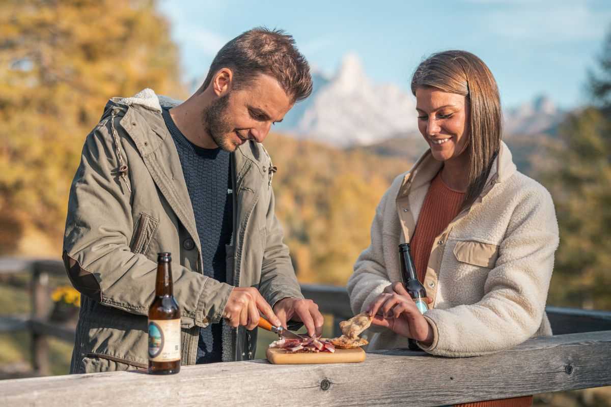 degustazione di prodotti tipici in val di fiemme