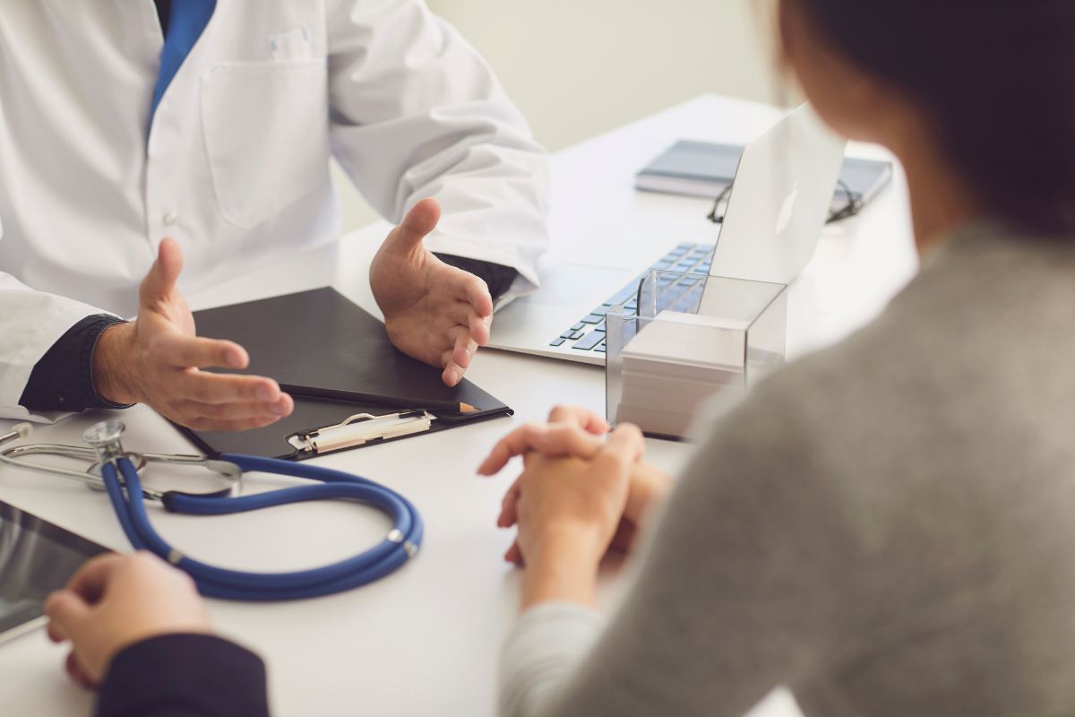 donna in visita medica